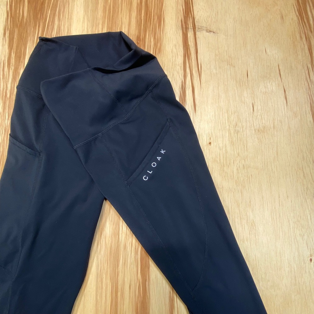 Cloak Women's Black High Rise YogaLeggings with Pockets Size Medium no‎ tags!